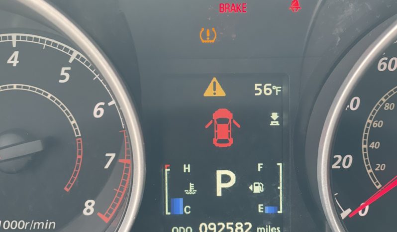 
								Mitsubishi Outlander Sport full									