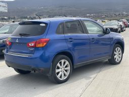 
										Mitsubishi Outlander Sport full									