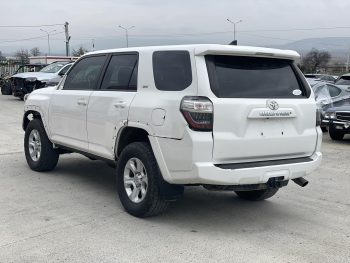 Toyota  4Runner