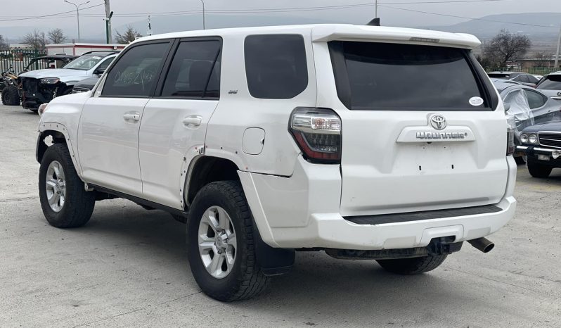 
								Toyota  4Runner full									