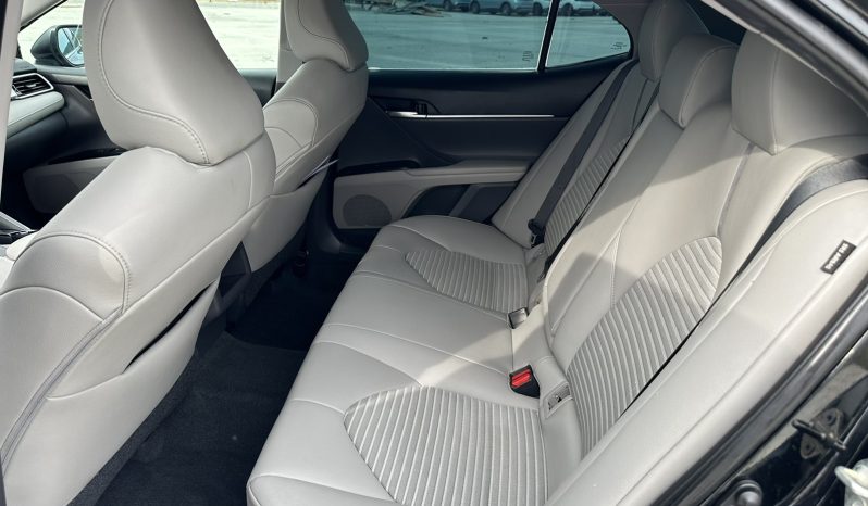 
								Toyota Camry full									