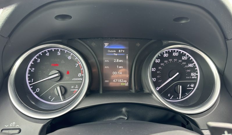 
								Toyota Camry full									