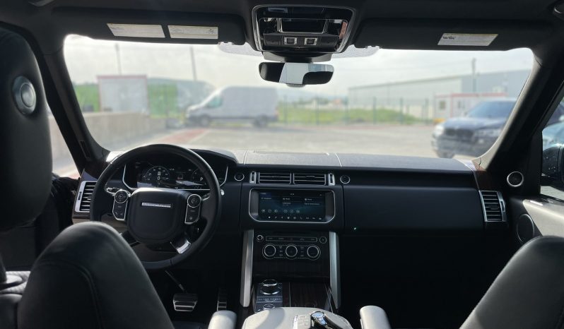 
								Land rover vogue full									