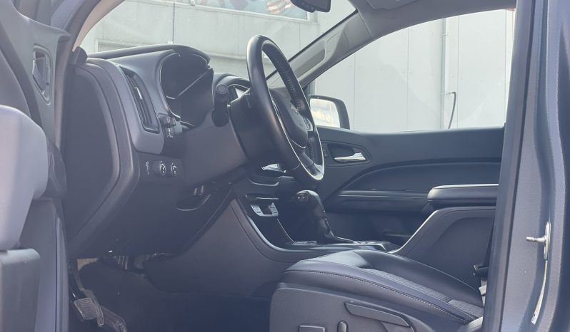 
								Chevrolet Colorado full									