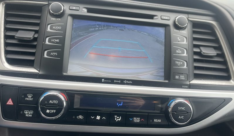 
								Toyota highlandeer full									