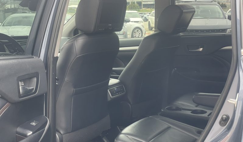 
								Toyota highlandeer full									