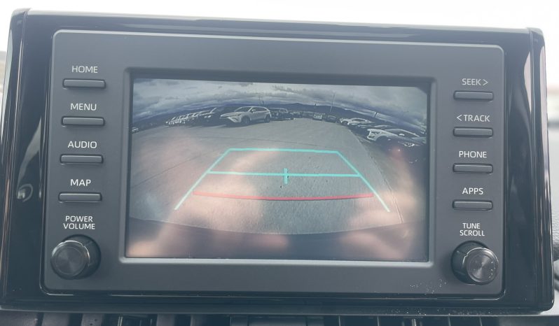 
								Toyota RAV 4 full									