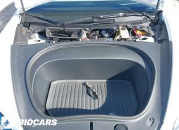 
										Tesla Model 3 full									