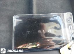 
										Tesla Model 3 full									