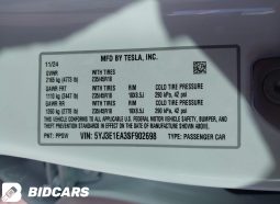 
										Tesla Model 3 full									