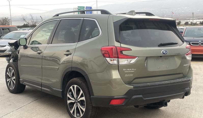 
								Subaru Forester full									