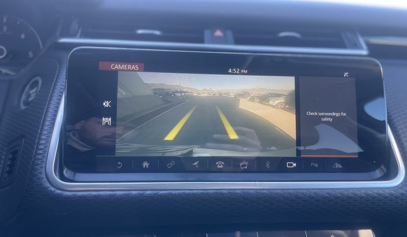 
								LAND ROVER RANGE ROVER VELARI full									