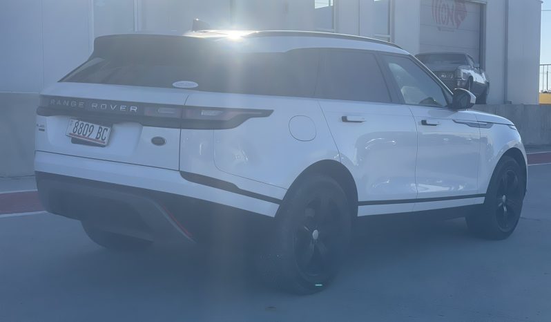 
								LAND ROVER RANGE ROVER VELARI full									