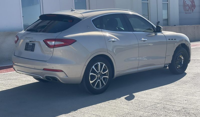 
								MASERATI LEVANTE full									