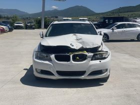 BMW 328i