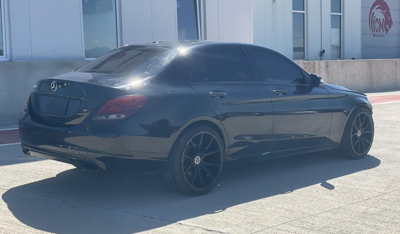 
								MERCEDES-BENZ C300 full									