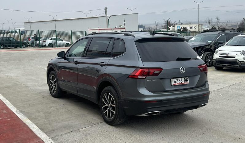 
								volkswagen tiguan full									