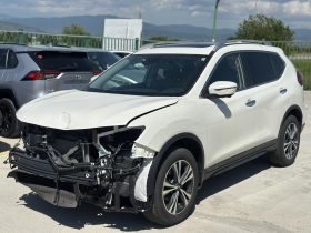 NISSAN ROUGE