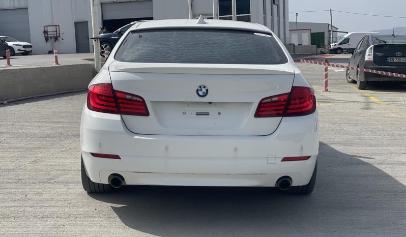 
								bmw 5 seria full									