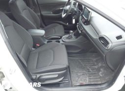 
										HYUNDAI ELANTRA GT full									