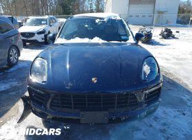 PORSCHE MACAN S