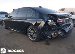 
										BMW 740i full									