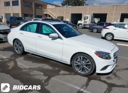 MERCEDES-BENZ C300
