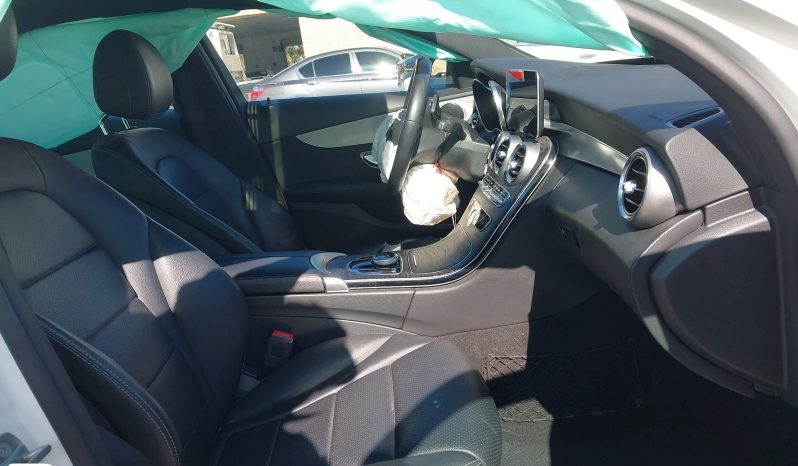 
								MERCEDES-BENZ C300 full									