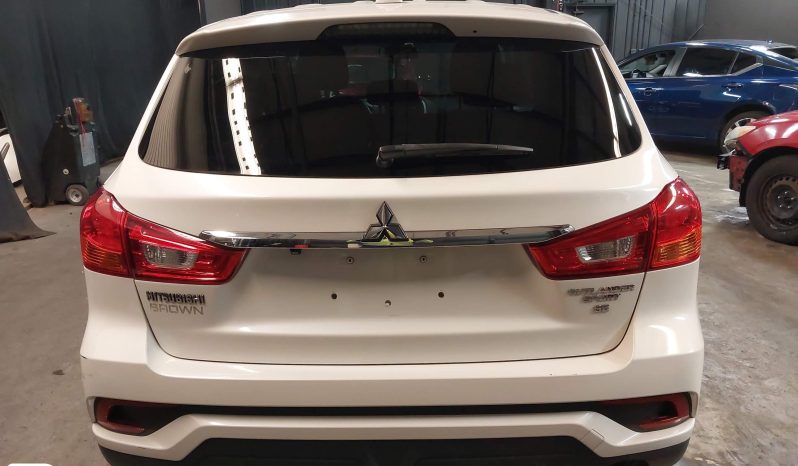 
								MITSUBISHI OUTLANDER SPORT full									