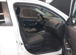 
										MITSUBISHI OUTLANDER SPORT full									