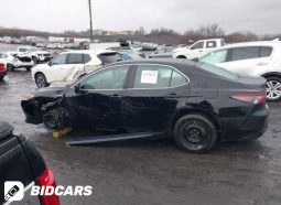 
										TOYOTA CAMRY full									