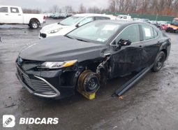 
										TOYOTA CAMRY full									