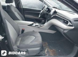 
										TOYOTA CAMRY full									