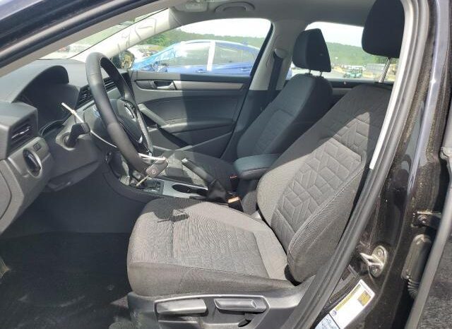 
								VOLKSWAGEN PASSAT full									