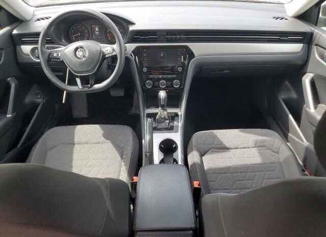 
								VOLKSWAGEN PASSAT full									