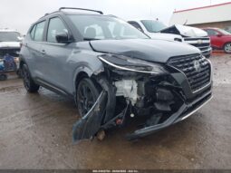 
										NISSAN KICKS full									