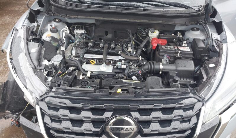 
								NISSAN KICKS full									