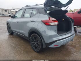 NISSAN KICKS