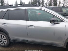 SUBARU OUTBACK