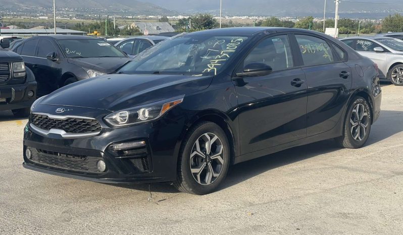 
								Kia forte full									