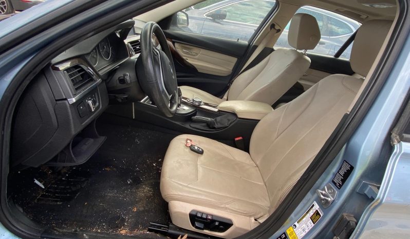 
								BMW 328 Xdrive 2015 full									