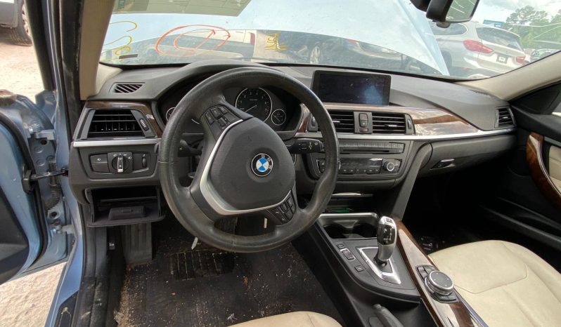 
								BMW 328 Xdrive 2015 full									