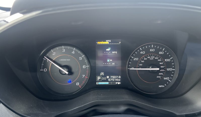 
								Subaru Crosstreck full									