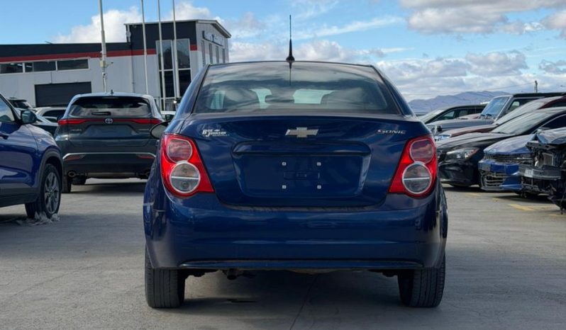 
								CHEVROLET SONIC full									