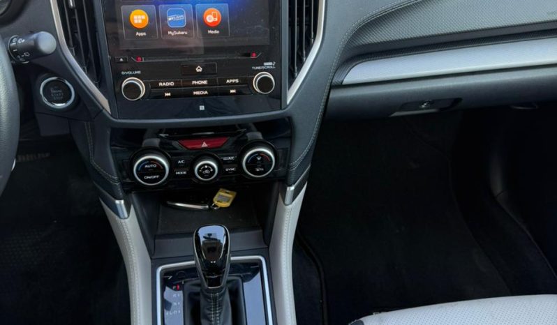 
								Subaru Forester full									