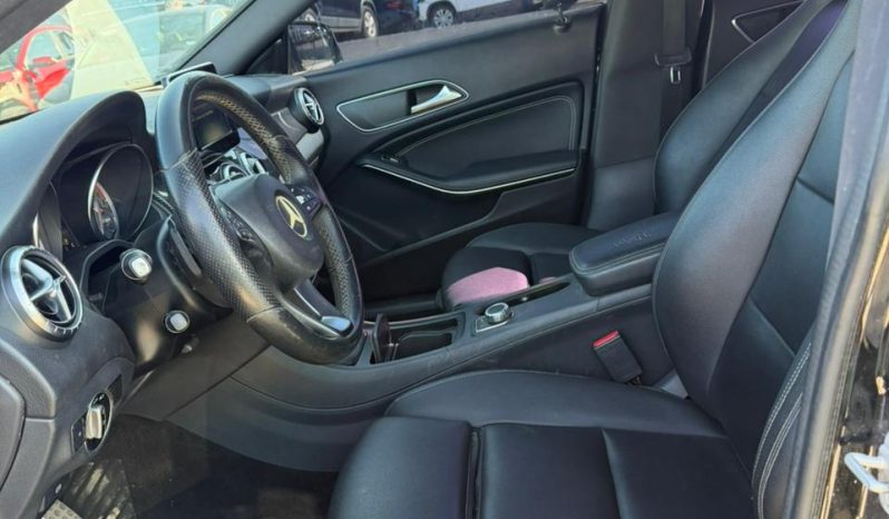 
								Mercedes-benz cla 250 full									