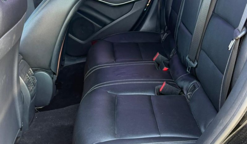 
								Mercedes-benz cla 250 full									