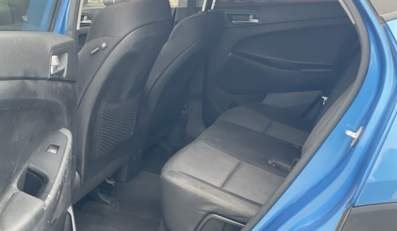 
								hyunda tucson full									