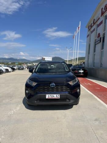 TOYOTA RAV 4 XLE