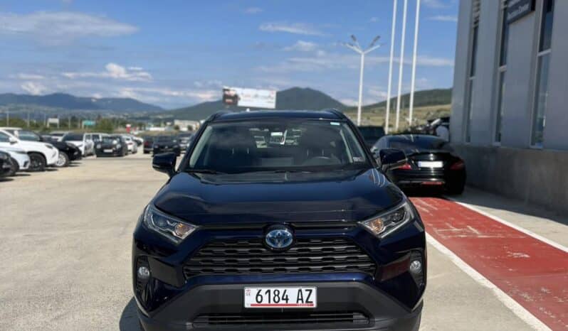 
								TOYOTA RAV 4 XLE full									